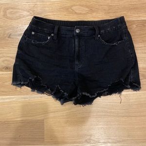 EUC Aerie pull on black shorts Medium